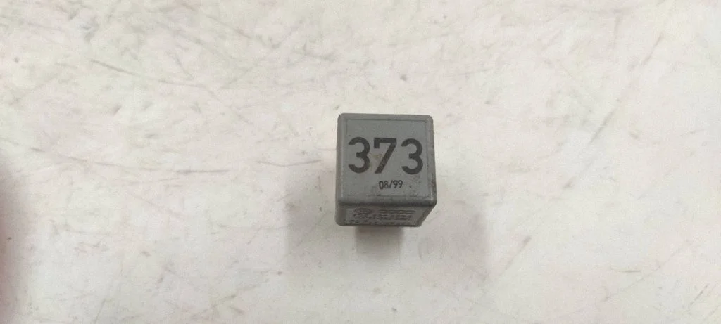 Other relay 8D0951253A