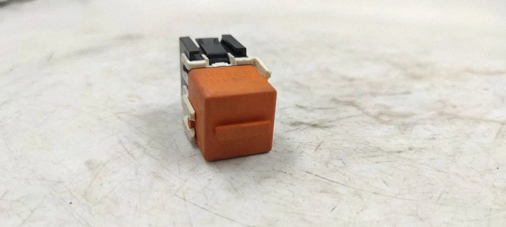 Other relay 0332019456