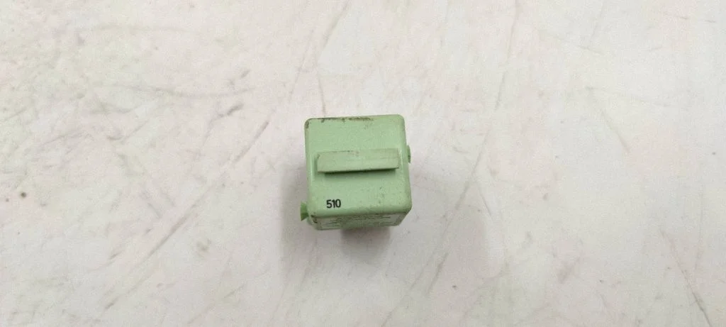 Other relay 232041