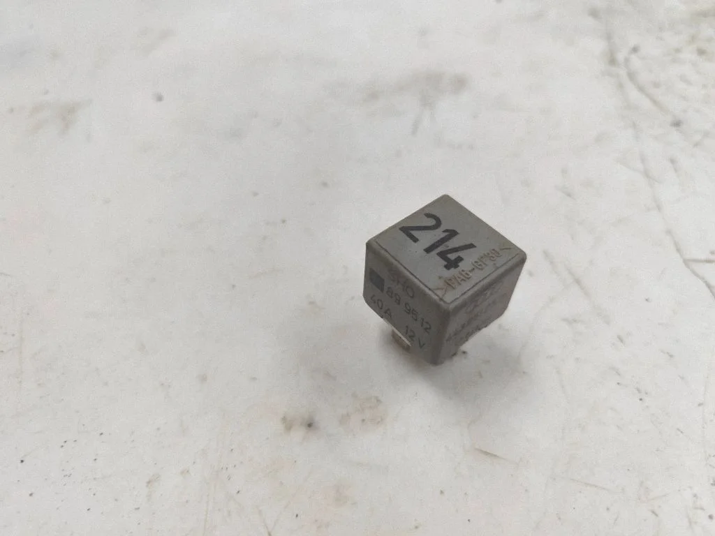 Other relay 443951253K