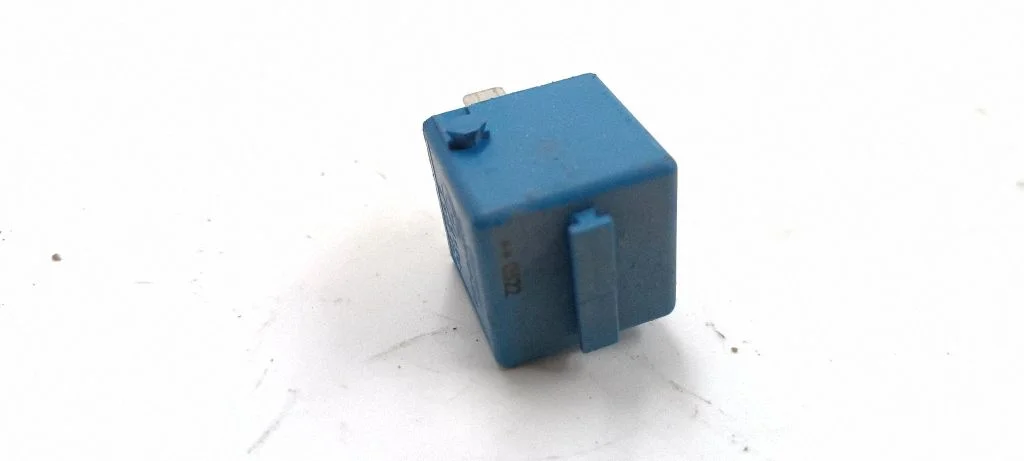 Other relay 6915327