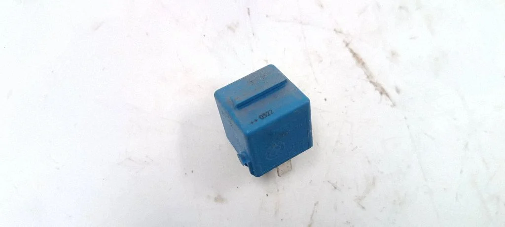 Other relay 6915327