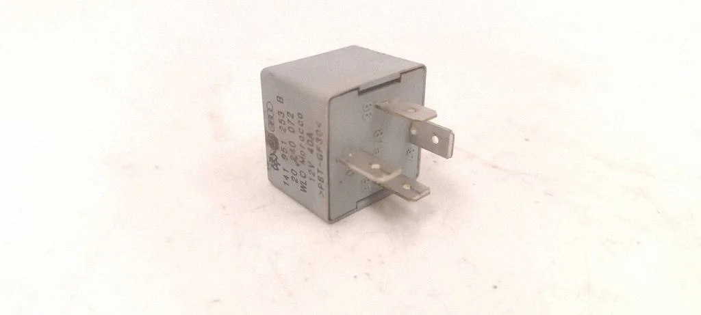 Other relay 141951253B