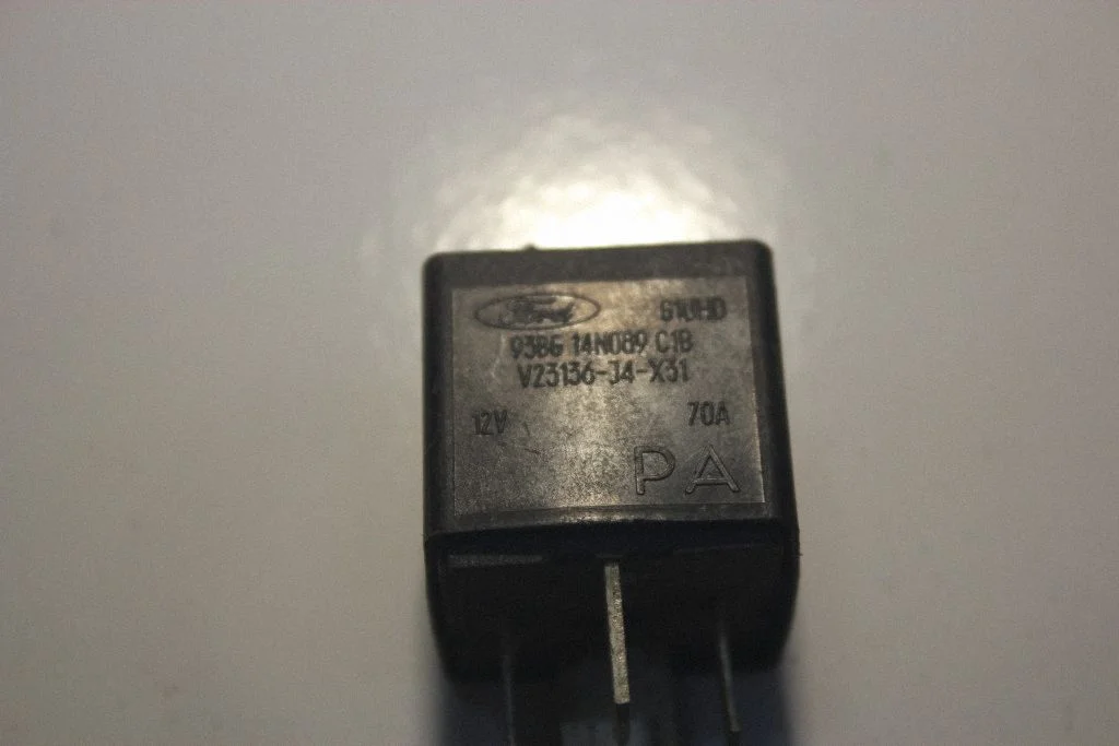 Other relay 93BG14N089C1B
