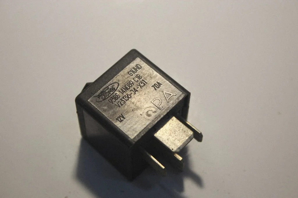 Other relay 93BG14N089C1B