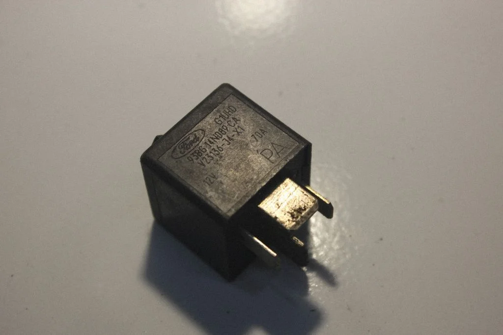 Other relay 93BG14N089CA