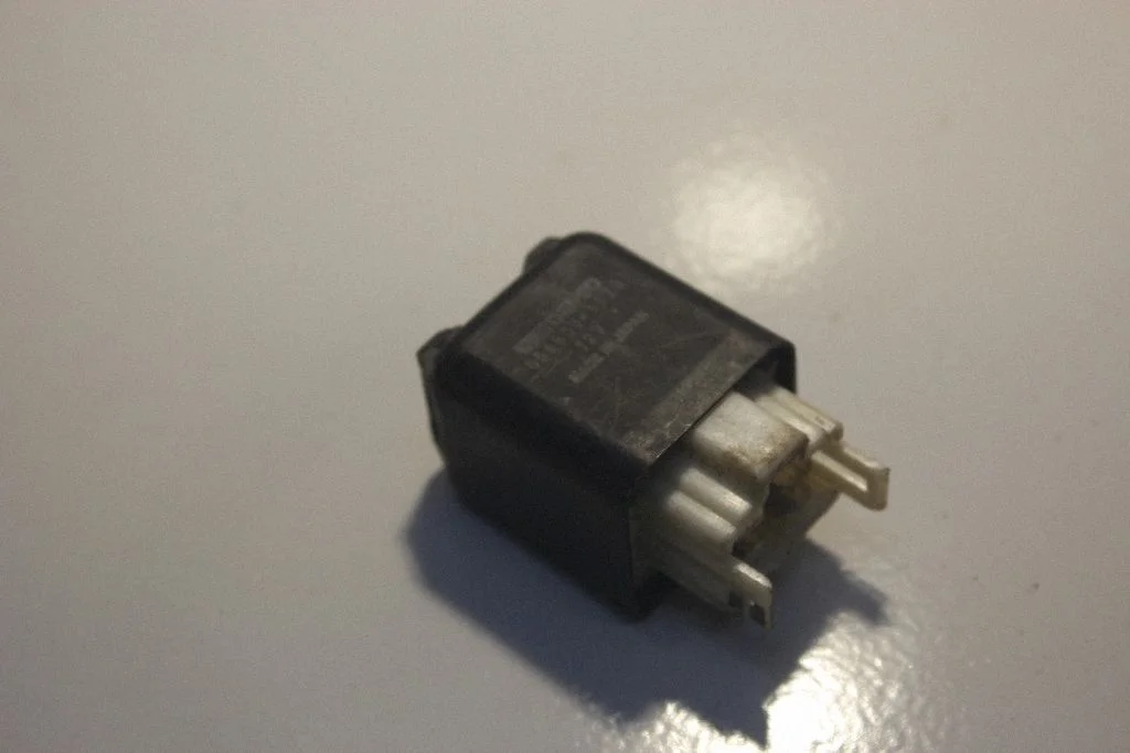 Other relay 0568001120