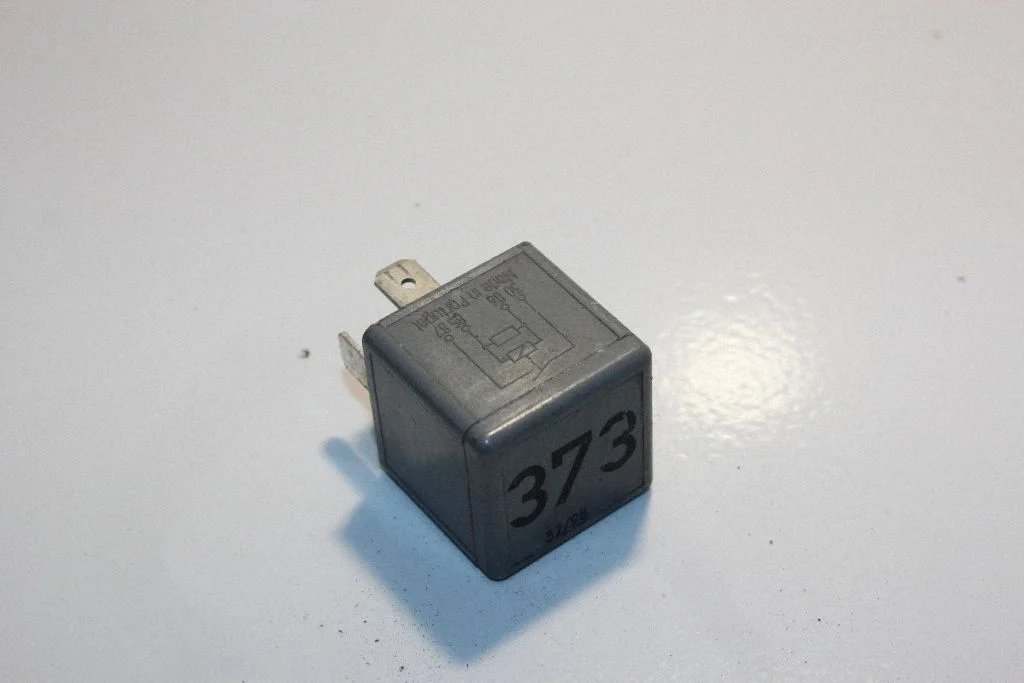 Other relay 8D0951253A