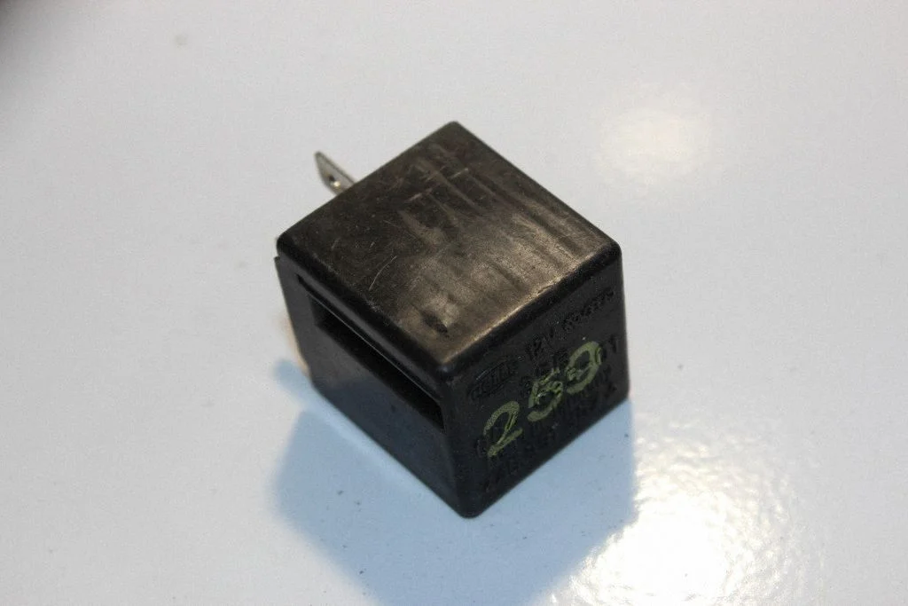 Other relay 00488501