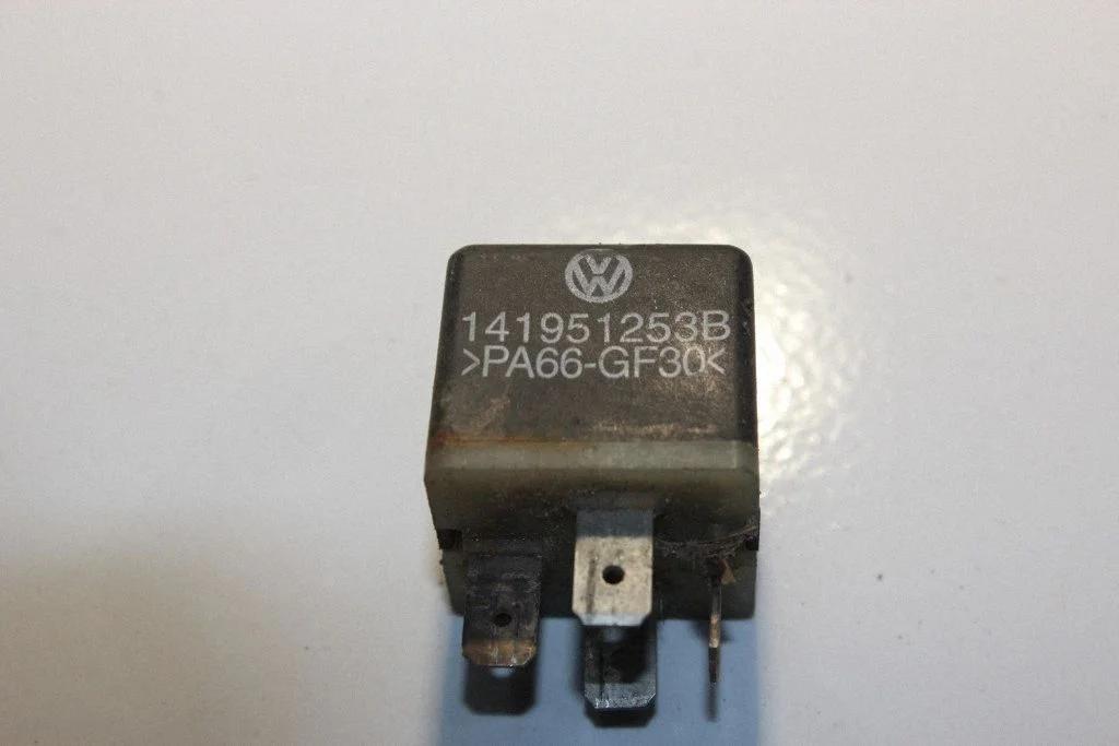 Other relay 141951253B