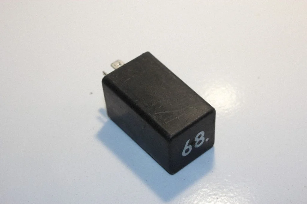 Other relay 811919098B