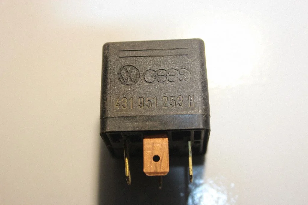 Other relay 431051253H