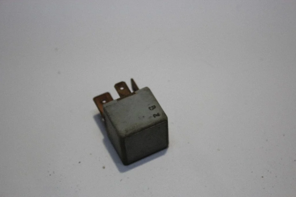Other relay 191937503