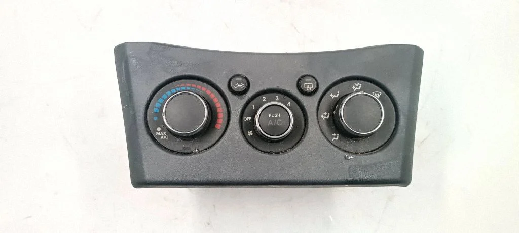 Climate control unit MN121361HA