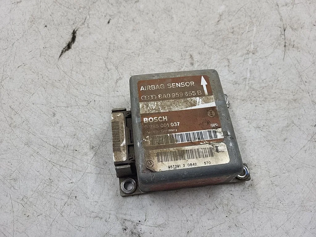 Drošības spilvenu vadības bloks 8A0959655B