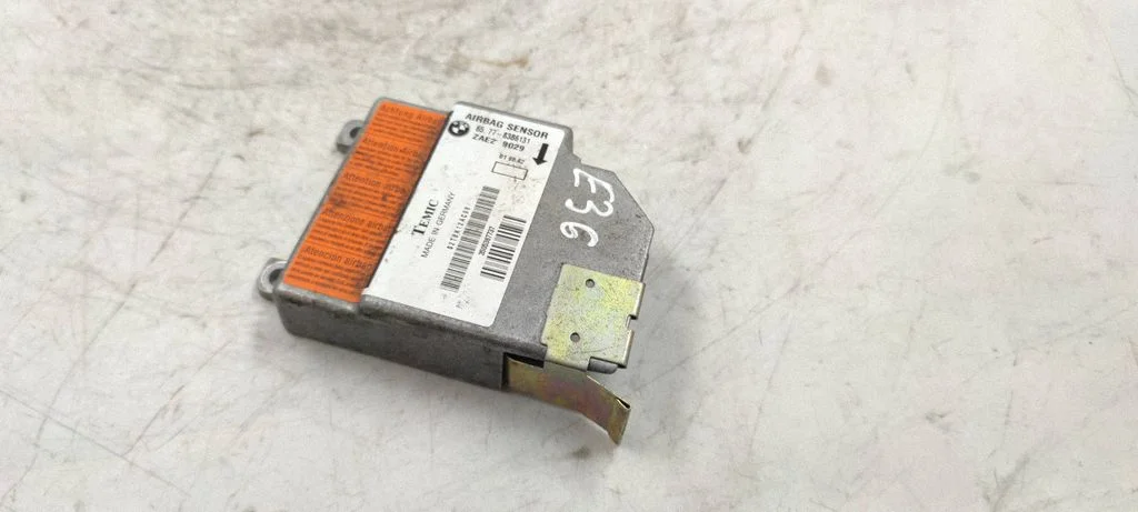 Drošības spilvenu vadības bloks 8386131