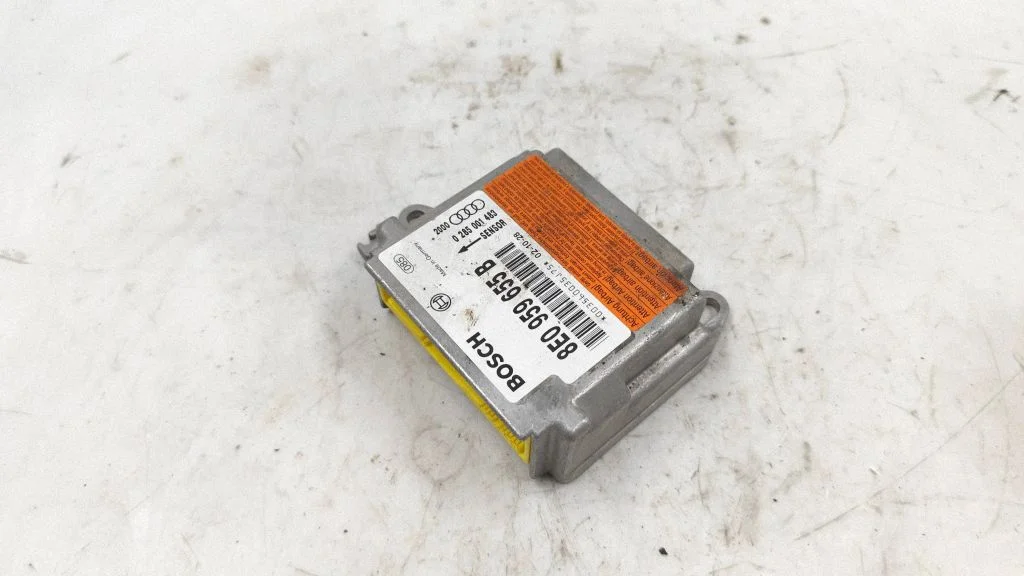 Drošības spilvenu vadības bloks 8E0959655B