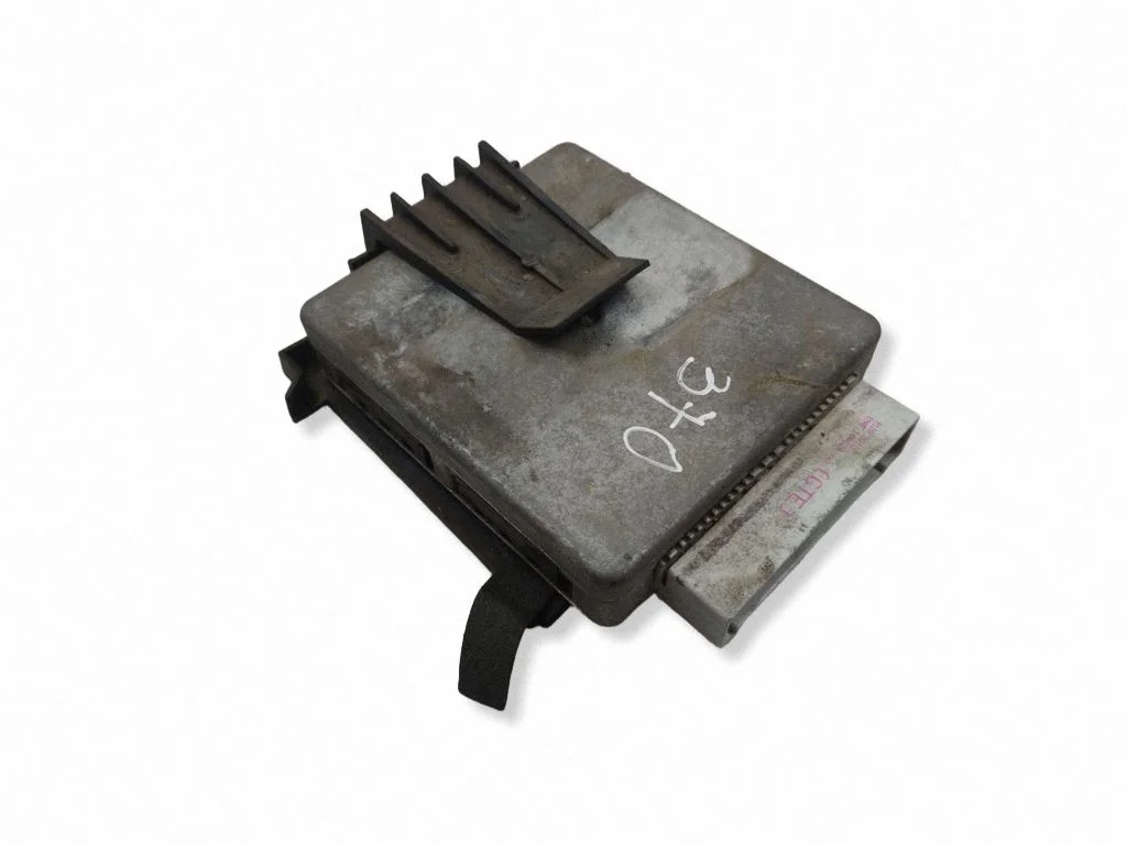 Mootori juhtplokk 92BB12A650BA