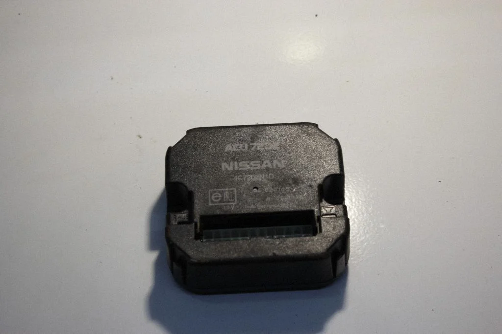 Citi vadības bloki/moduļi 4C7202N1D