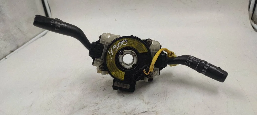 Hoobade komplekt 17f039 – Mazda MPV II LW (1999-2007)
