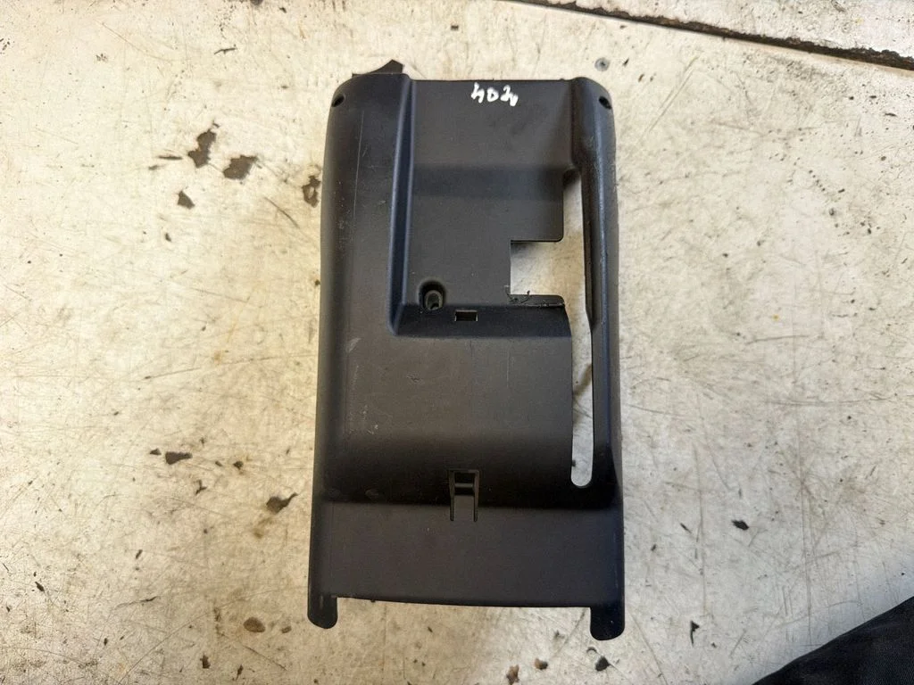 Steering wheel column trim 4B1953516A