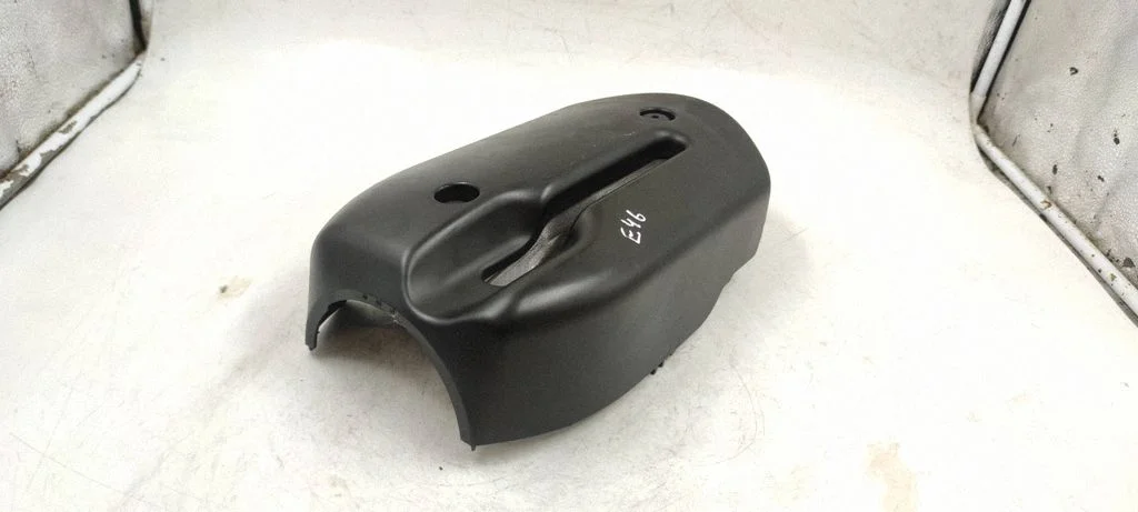 Steering wheel column trim 8254002
