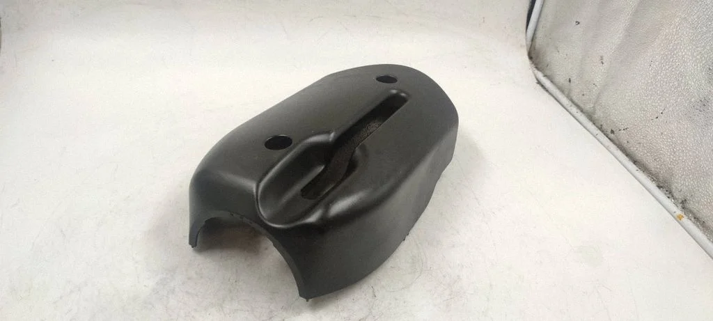 Steering wheel column trim 8254002