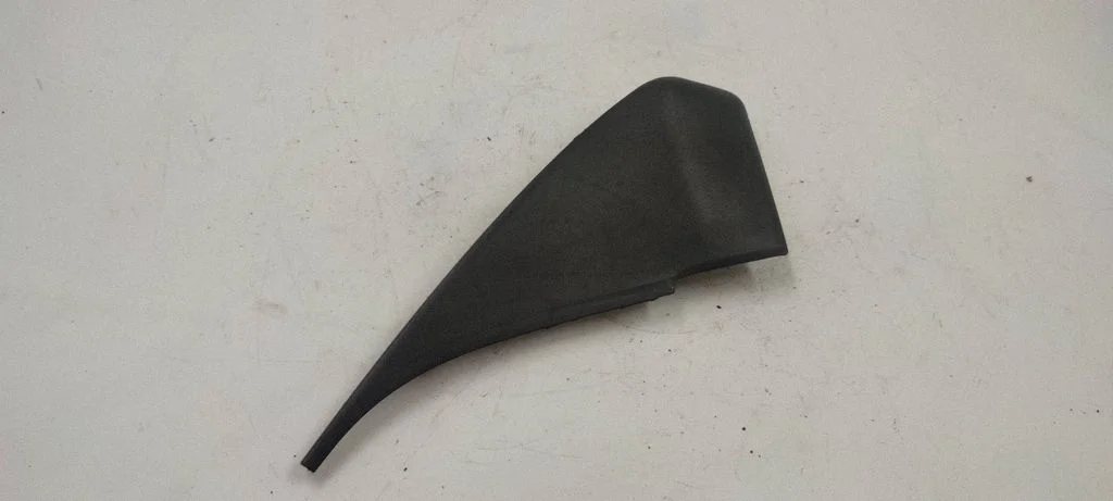 Veidrodėlio plastikinė apdaila
