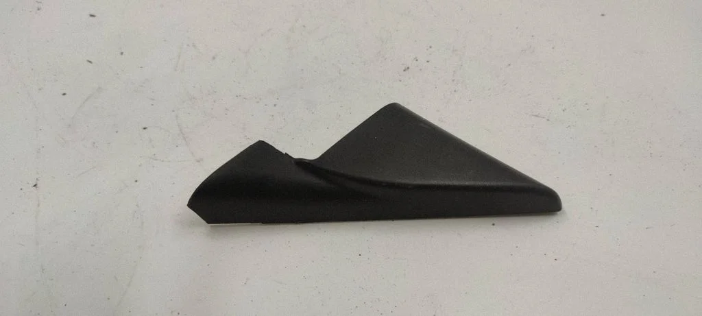 Veidrodėlio plastikinė apdaila