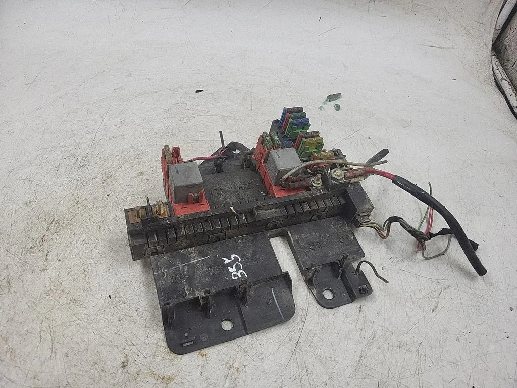 Fuse module – front right