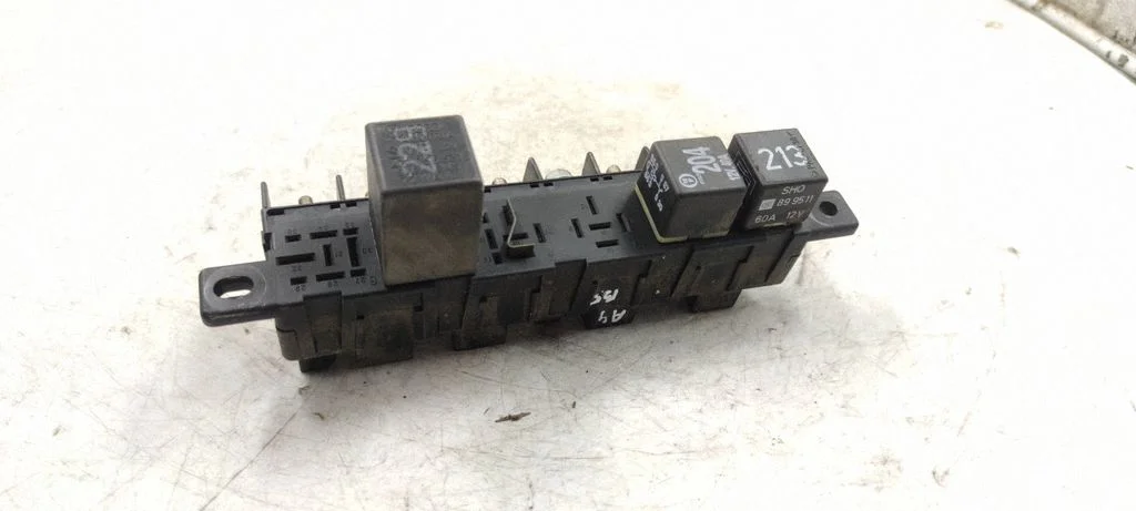 Drošinātāju bloks 4a0941822
