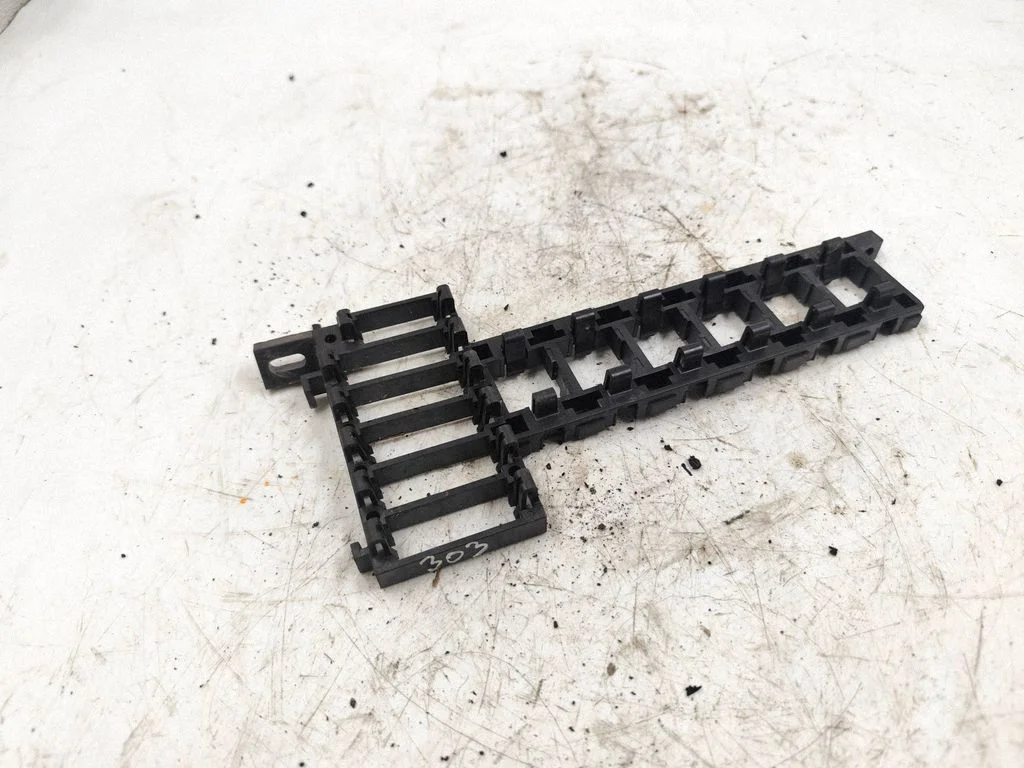 Drošinātāju bloks 893937503