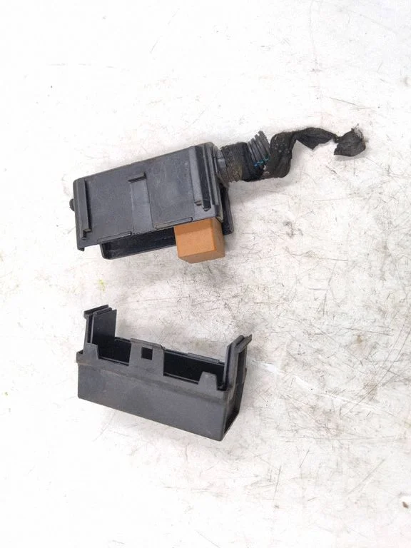 Drošinātāju bloks – Opel Meriva A (2003-2010)