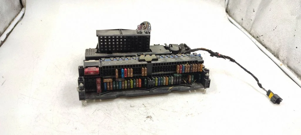 Fuse module 8364541
