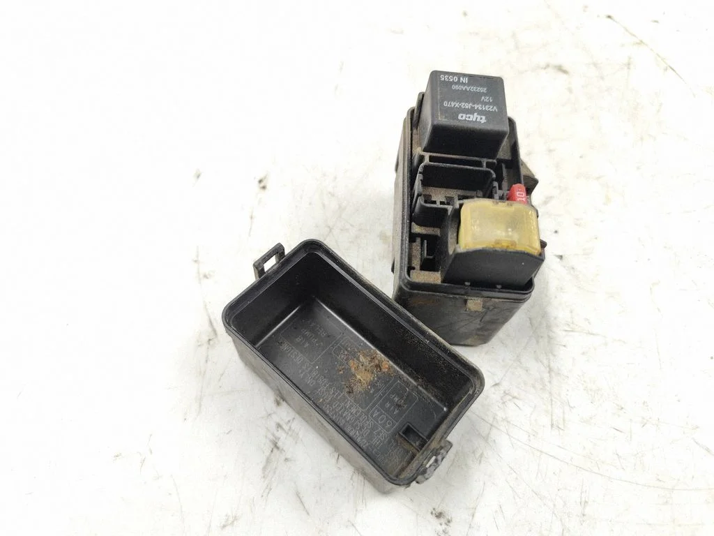 Fuse module RB102200B