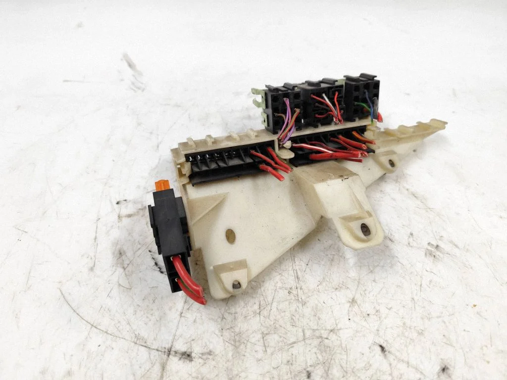 Fuse module 8371884
