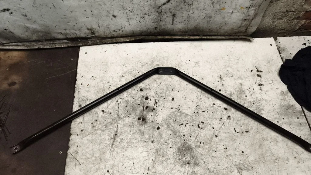 Kita variklio skyriaus detalė