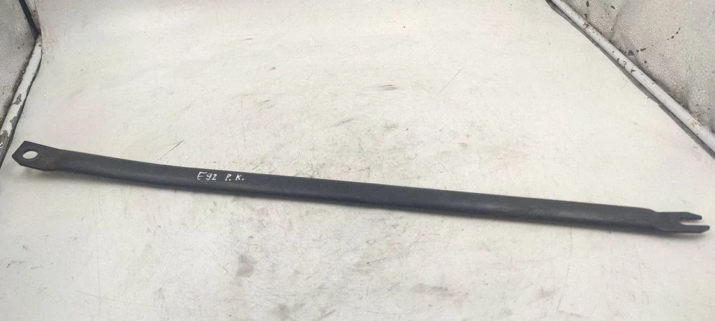 Kita variklio skyriaus detalė