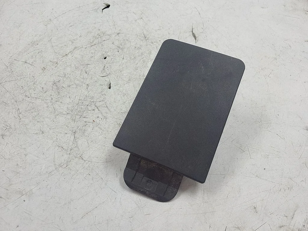 Muu salongiosa 8J0971981