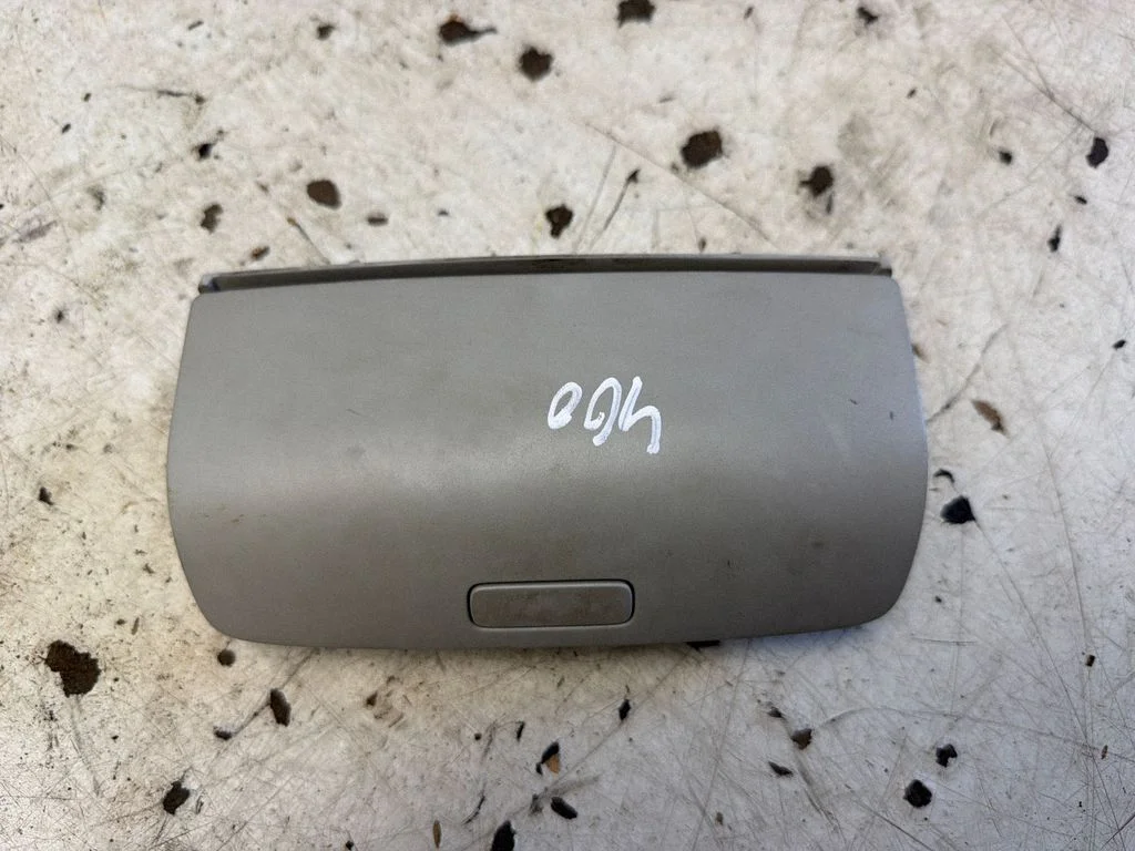 Cita salona detaļa 1K0868837