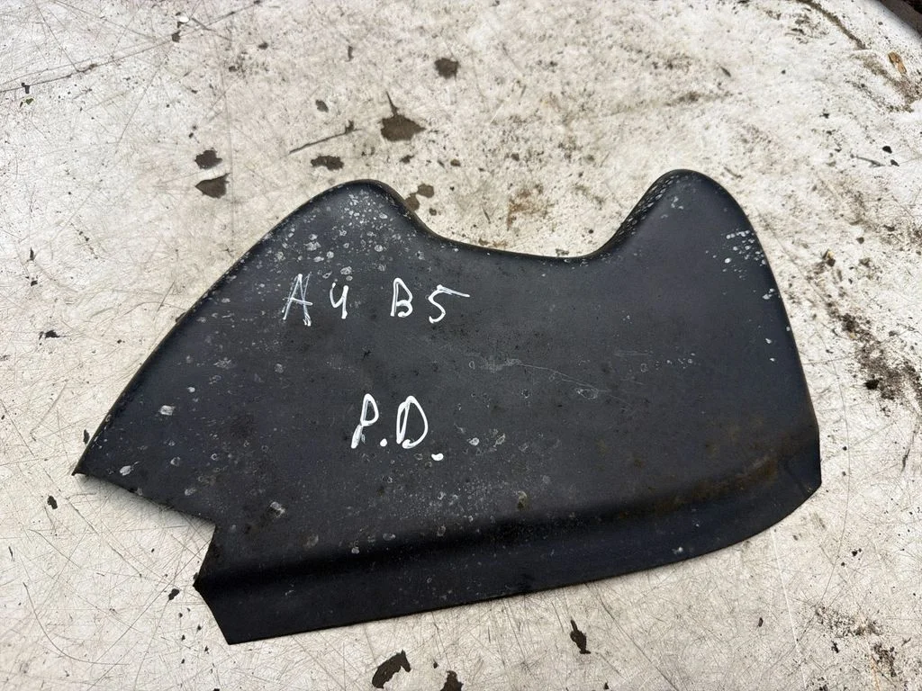 Muu salongiosa 8D0857086
