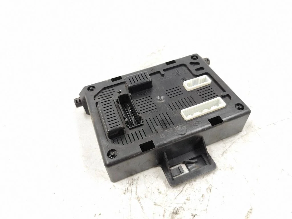 Comfort/convenience module 216693928A – Renault Modus (2004-2007)