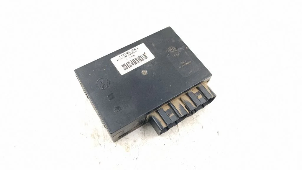 Mugavusmoodul 1C0962258J