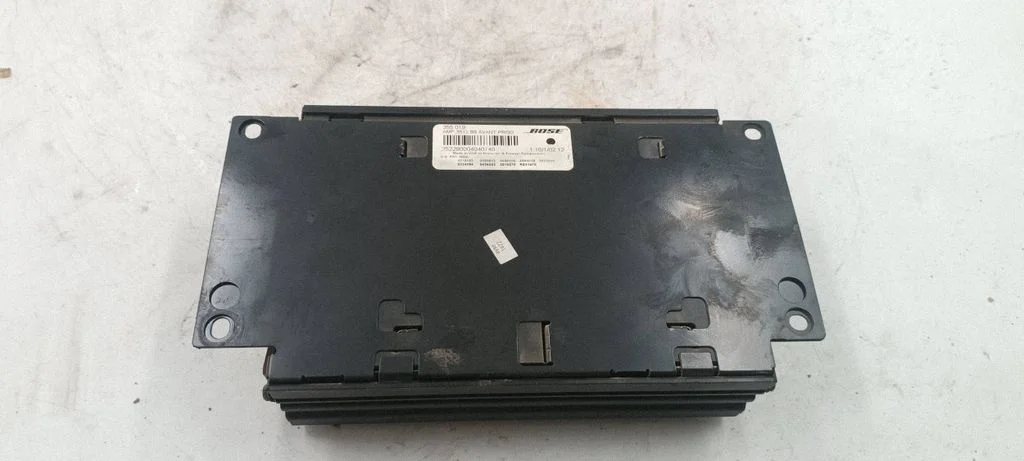 Sound amplifier – Audi A4 S4 B6 8E 8H (2001-2005)