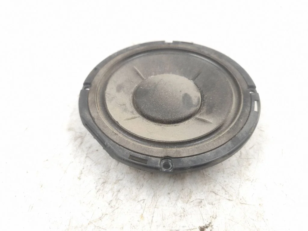 Esiukse kõlar(id) 7M0035411E