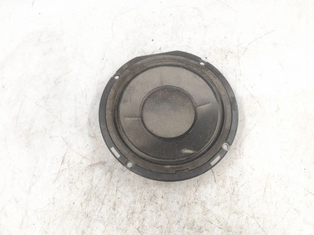 Esiukse kõlar(id) 7M0035411E