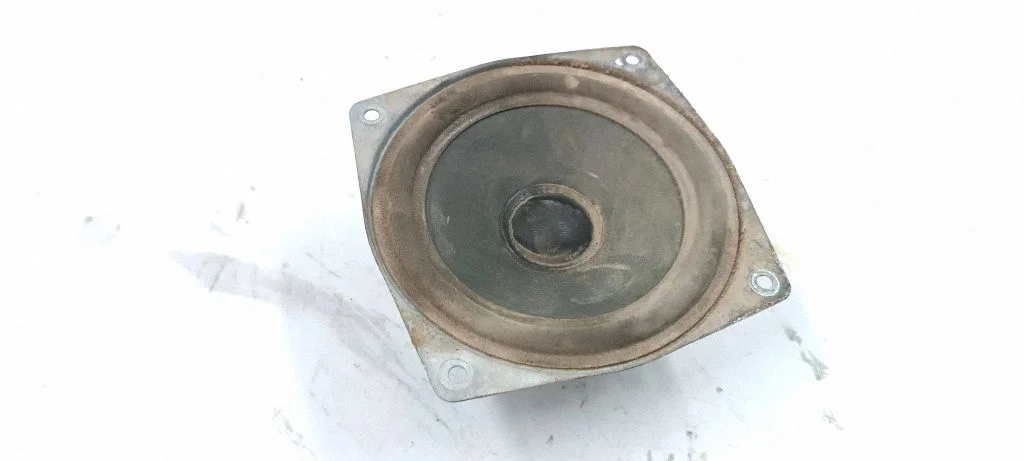 Front door speaker 65138376001