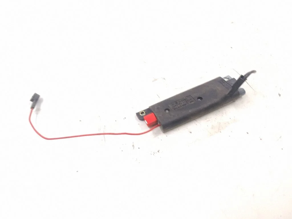 Antenas pastiprinātājs – Audi A6 Allroad C5 (1999-2005)