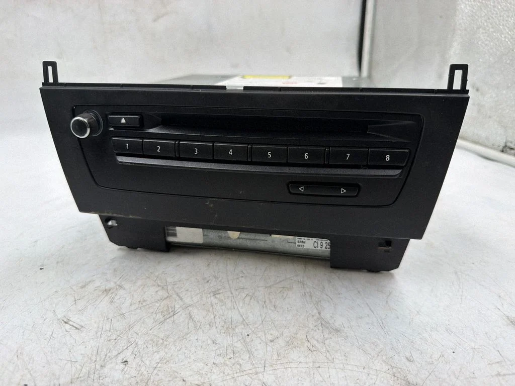 Radio/CD/DVD atskaņotājs/navigācija 65129199905