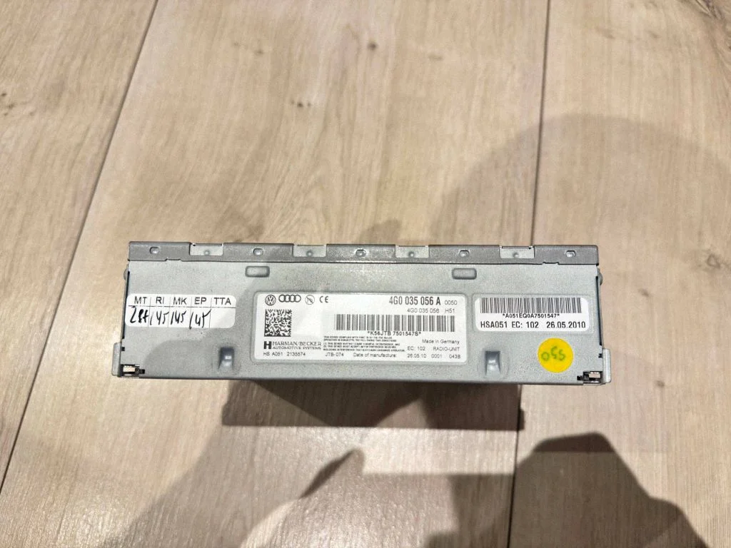 Radio/CD/DVD atskaņotājs/navigācija 4G0035056A